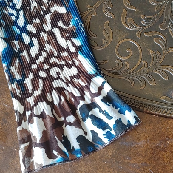 3/$30 Mandee Blouse Sz Sm - Picture 3 of 7